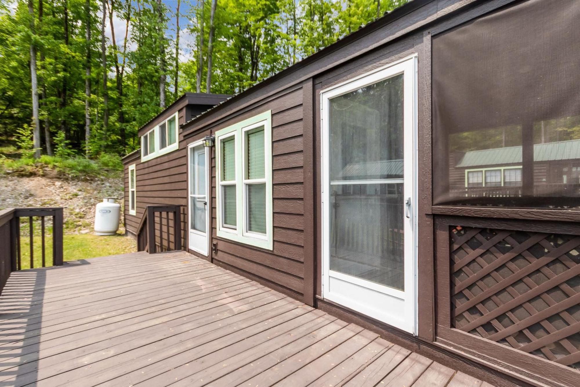 Jellystone Park Birchwood Acres Villa Greenfield Park Kültér fotó