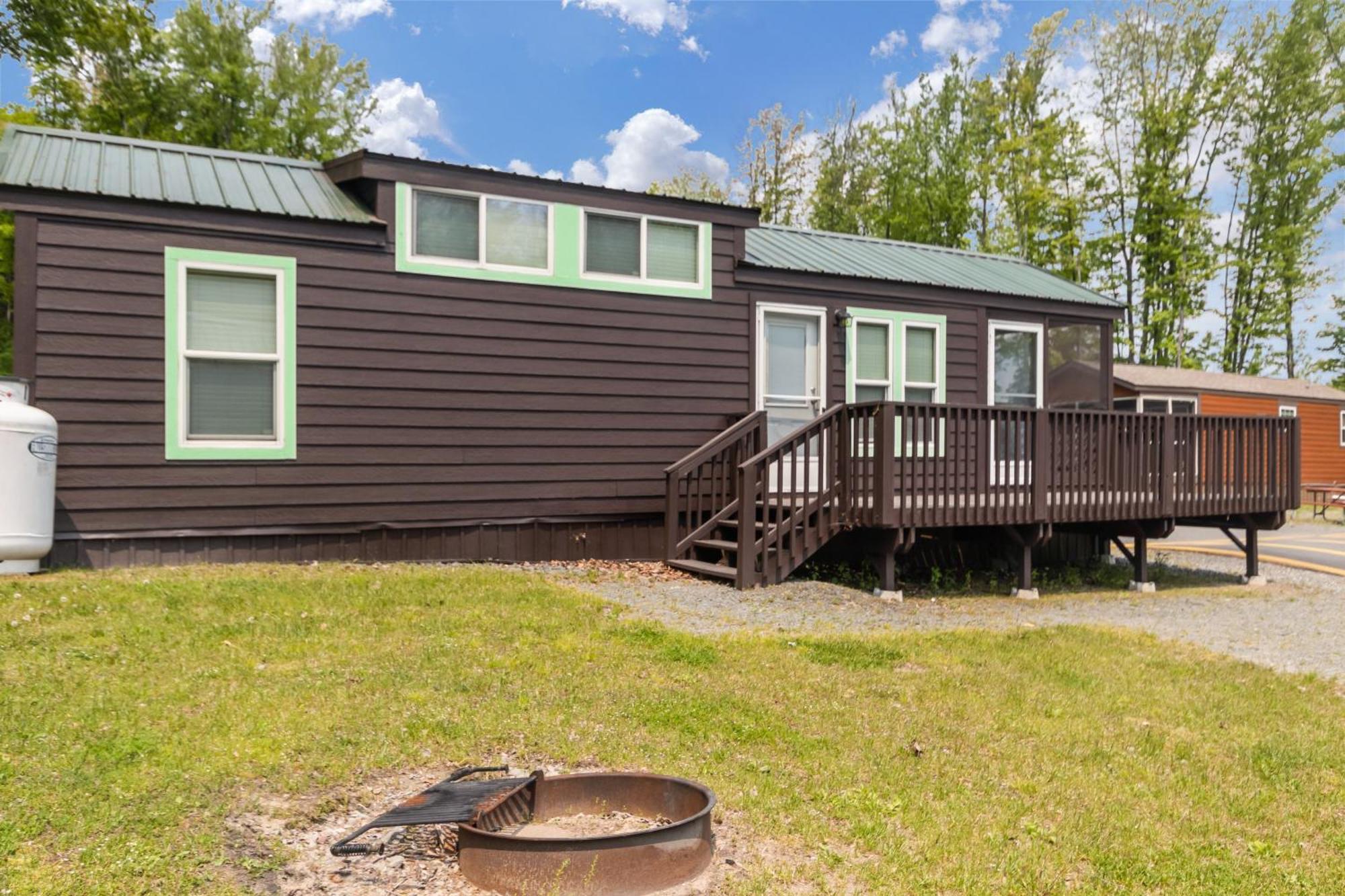 Jellystone Park Birchwood Acres Villa Greenfield Park Kültér fotó